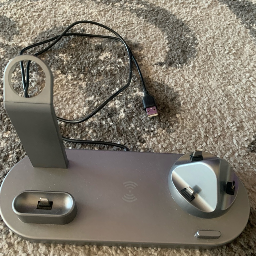 Multiple chargers - Picture 2 of 2